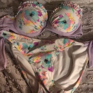 VS bikini size M